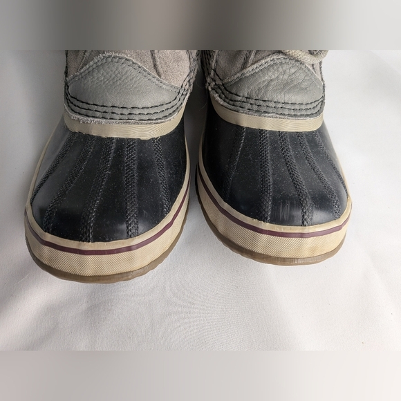 SOREL Women Winter Snow Boots Gray Suede Size 8 Faux Fur Lace Up Waterproof - Picture 10 of 10